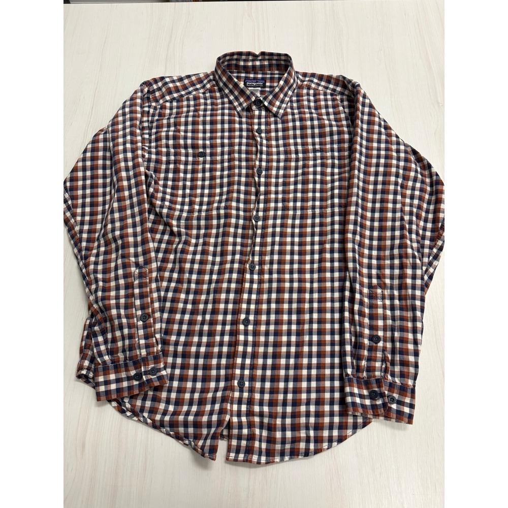 Patagonia 100% Organic Cotton Plaid Button Up Shirt Men's‎ Medium